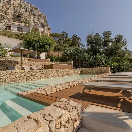 Hotel Hotiday Collection - Mondello